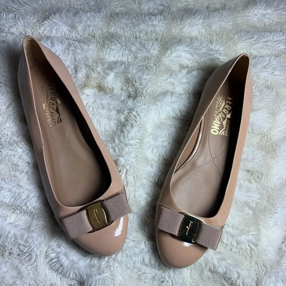 SALVATORE FERRAGAMO Varina Patent Leather Ballet Flats - Picture 4 of 11